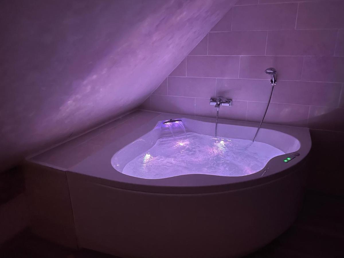 Le Nid D'Amour 2Pers / Wifi / Sauna Houssen Luaran gambar
